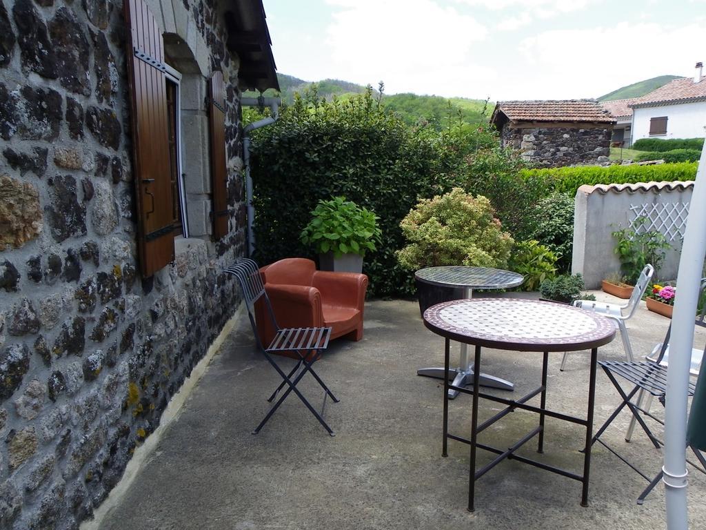 Le Cabanon Bed & Breakfast Thueyts Екстериор снимка