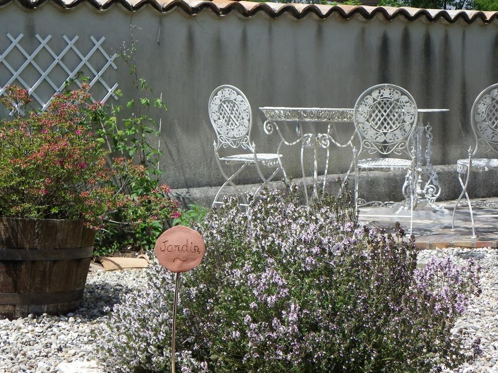Le Cabanon Bed & Breakfast Thueyts Екстериор снимка
