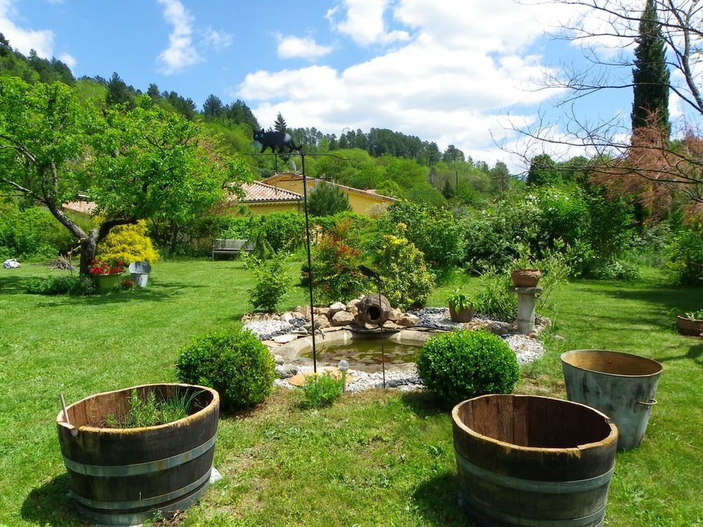 Le Cabanon Bed & Breakfast Thueyts Екстериор снимка