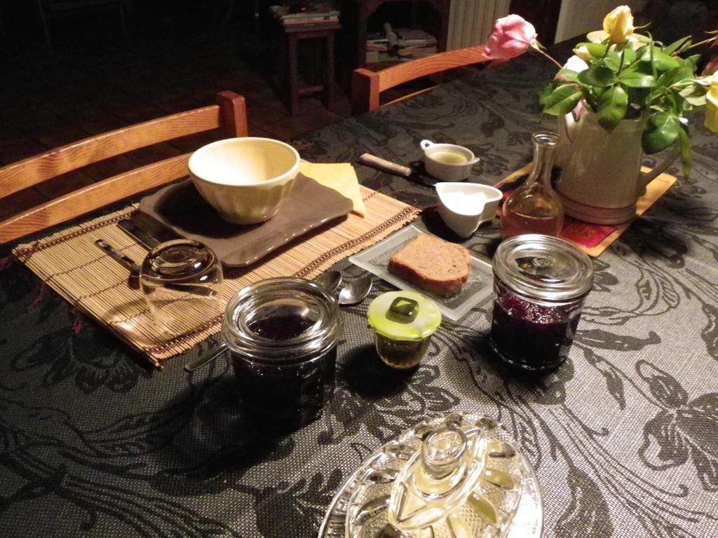 Le Cabanon Bed & Breakfast Thueyts Екстериор снимка