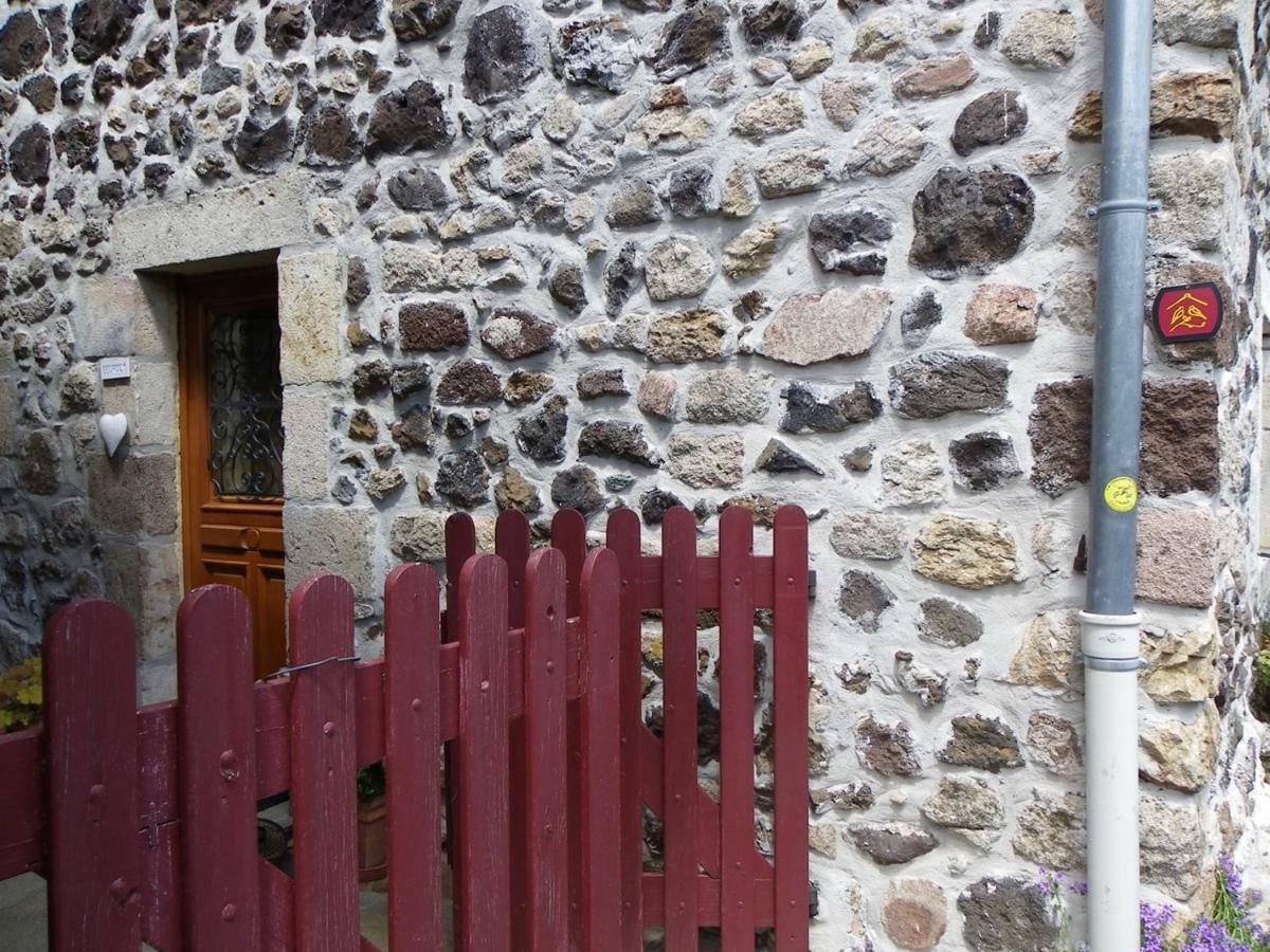 Le Cabanon Bed & Breakfast Thueyts Стая снимка